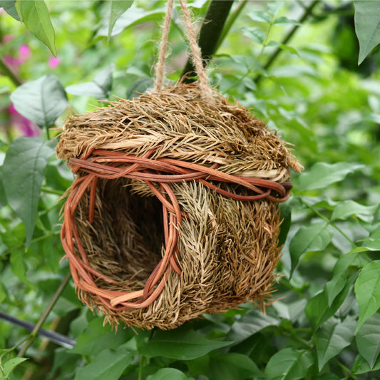 Vogelnest handgefertigt